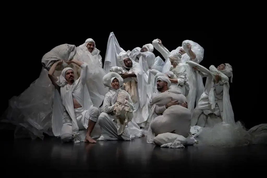 BORDA de Lia Rodrigues