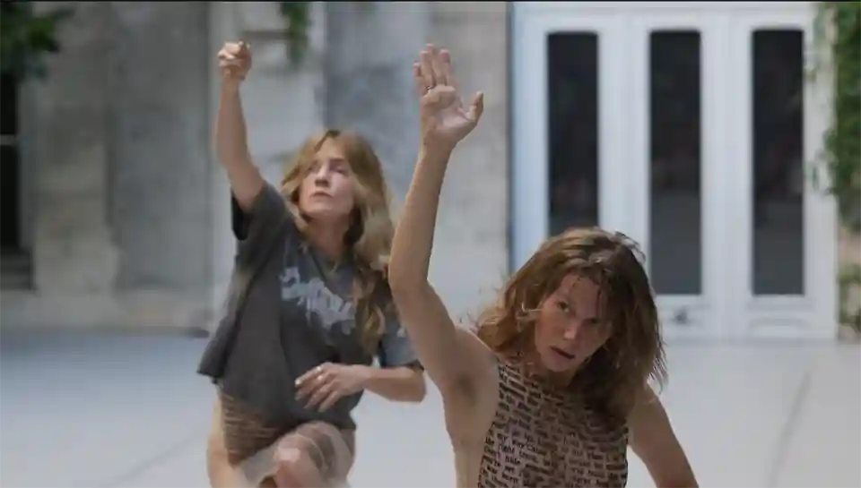 Vive le sujet ! Tentatives : Logbook, Solène  Wachter et Bryana  Fritz
